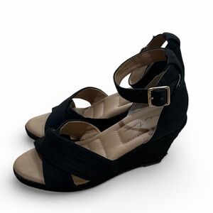 Me Too Bellini Black Canvas Wedge Sandals Ankle Strap Size 7